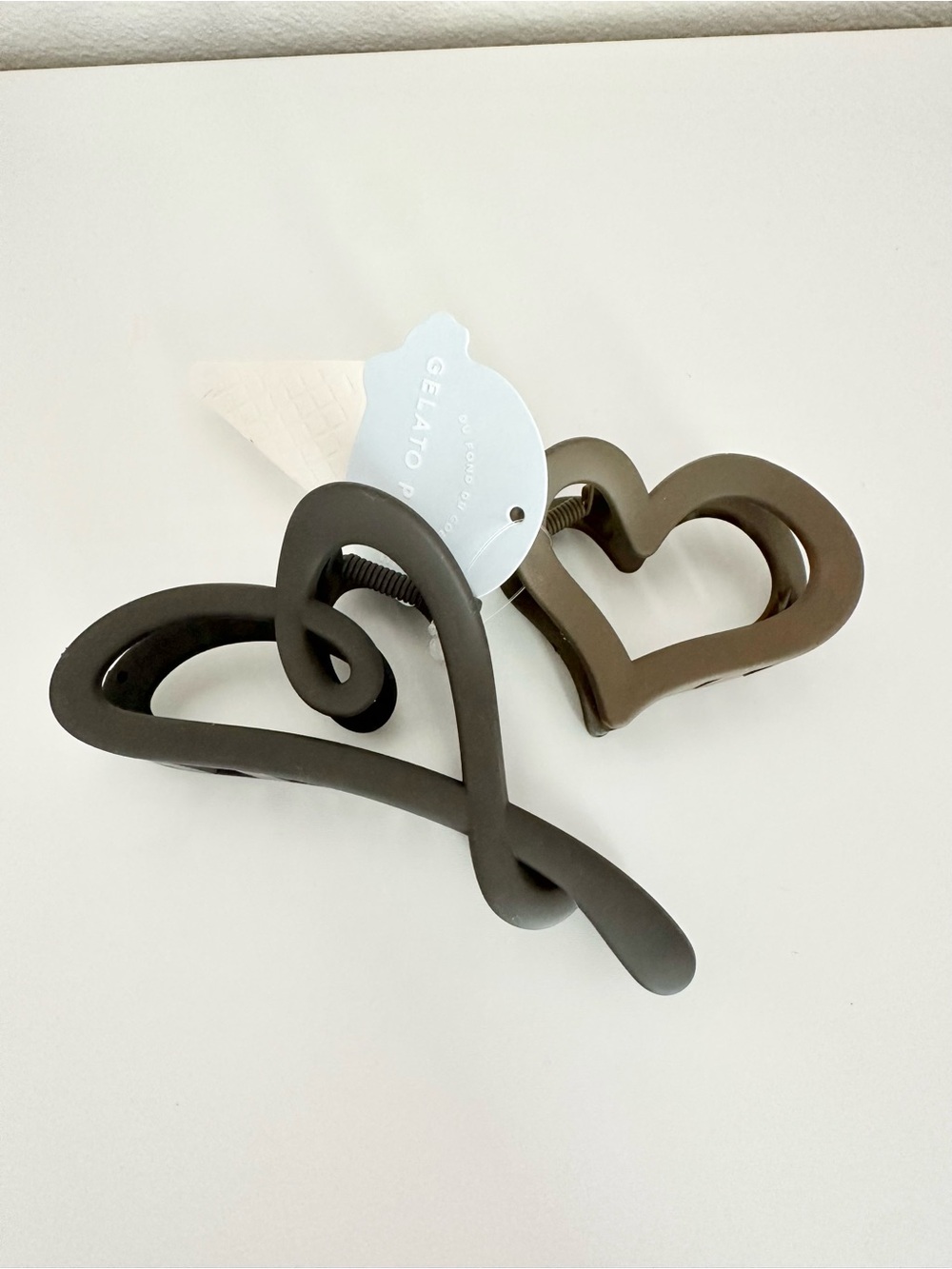 NWT Gelato Pique New Years Kuji Heart Hair Claw Clip Set
